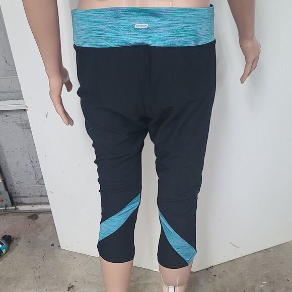 Spalding black with blue trim yoga capris - Picture 5 of 7